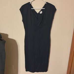 ARMANI COLLEZIONI V-Neck Midi Length Dress size 8